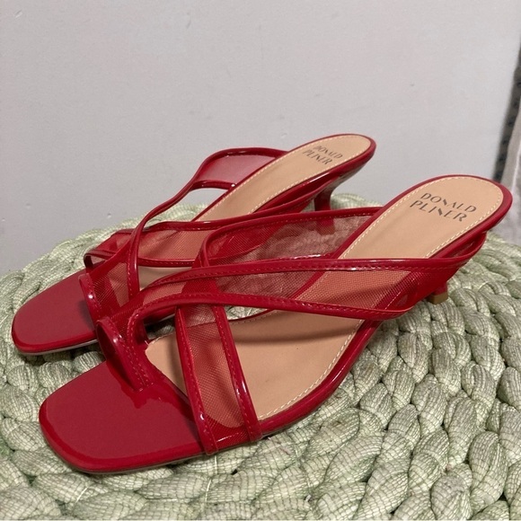 NWOB Donald J. Pliner Cassia Red Patent Mesh Sexy Strappy Toe Loop Sandals - Picture 5 of 10